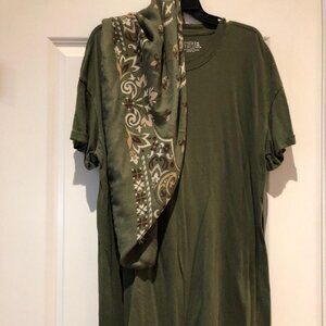 Green t shirt material dress XL. NWOT
